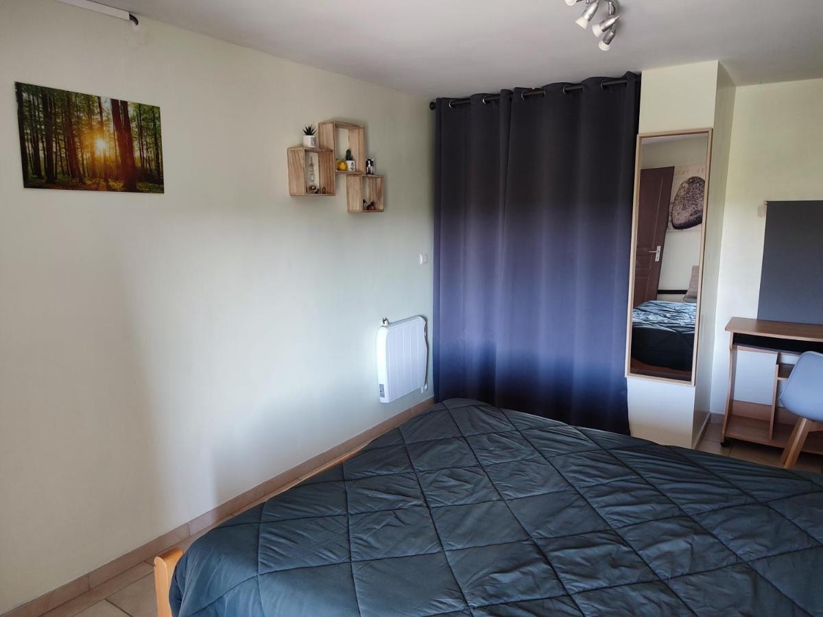 Le Champs Des Lievres Apartman Beaumont Kültér fotó